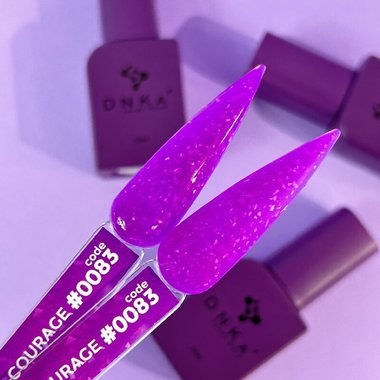 База для ногтей DNKa Cover Base №0083 Courage фиолетовый с серебряной поталью 30 мл (DNKA0083-30) - Фото №2