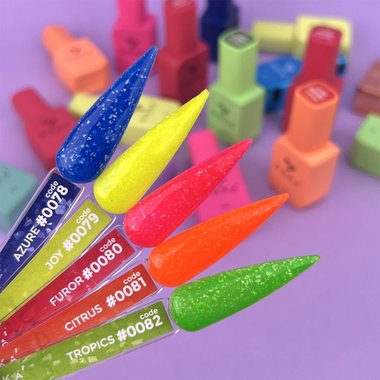 База для ногтей DNKa Cover Base №0082 Tropics салатовый неоновый с серебряной поталью 30 мл (DNKA0082-30) - Фото №2