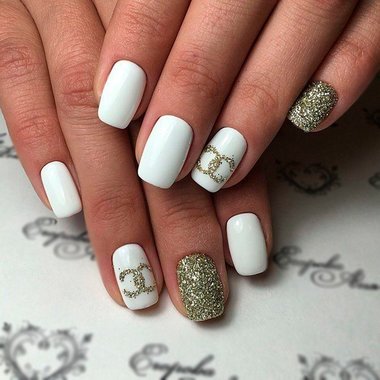 Manicure with inscriptions (With logo)