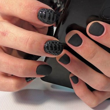 Men's manicure (Dark color)