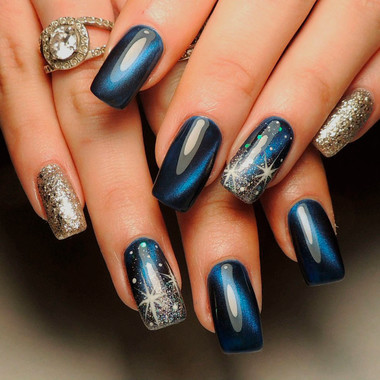 Тренды маникюра - декабрь 2024 (Темный градиент)