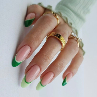 Зимний маникюр 2025 (Твистовый Френч)