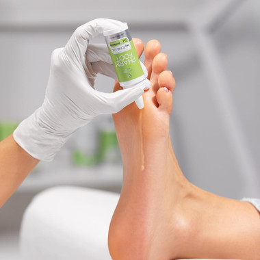 PHARM FOOT oxyZone Oil, 15 ml, regenerierendes und beruhigendes Ölkonzentrat - Фото №5