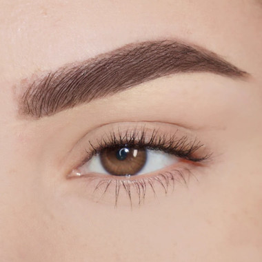 Permanentes Augenbrauen Make-up