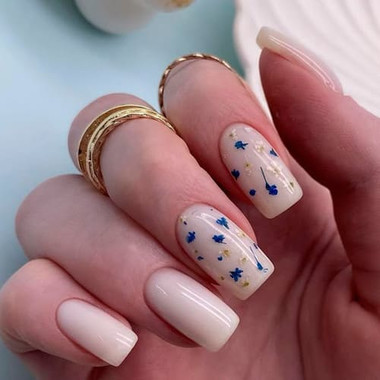 Нежный маниюкюр