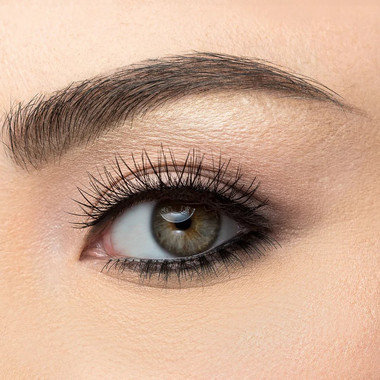 Permanent eyebrow make-up