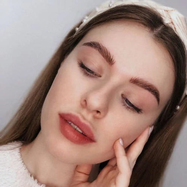 Augenbrauenlaminierung