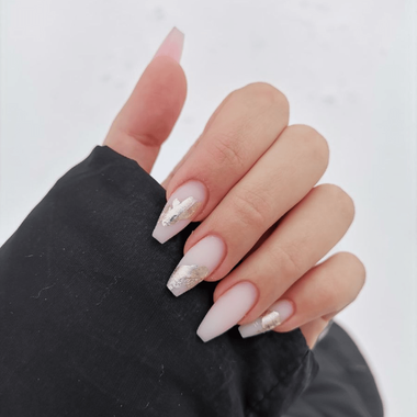 Форма ногтей балерина (с фольгой)