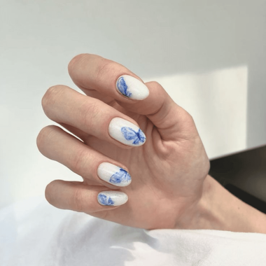 Oval Manicure (Watercolor Design)