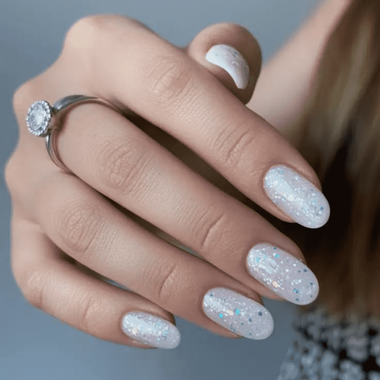 Oval Manicure (with Glitter)