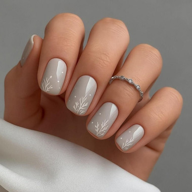Winter manicure in grey-beige tones
