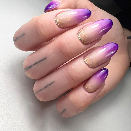 Purple manicure (ombre with glitter)