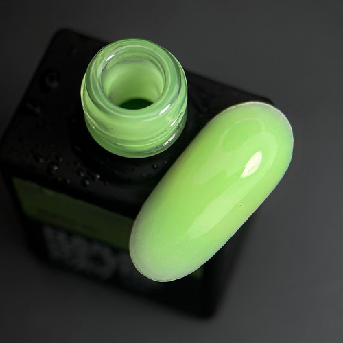 Gel NAILSOFTHEDAY Bottle gel 06 green, 10 ml - Фото №2