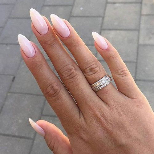 Spring manicure (pearl)