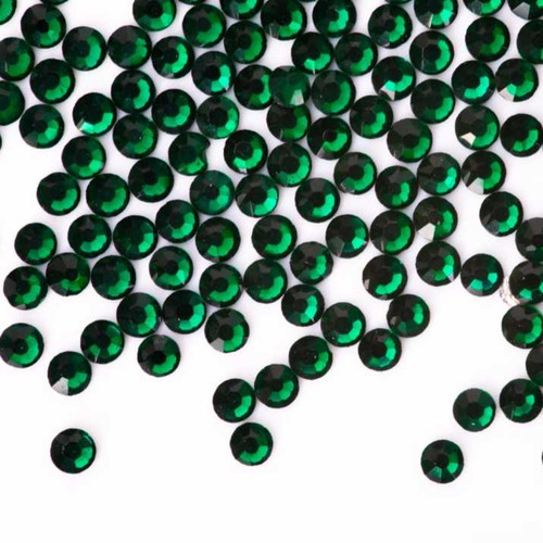 Glass rhinestones for nails SS5 Emerald 50 szt.