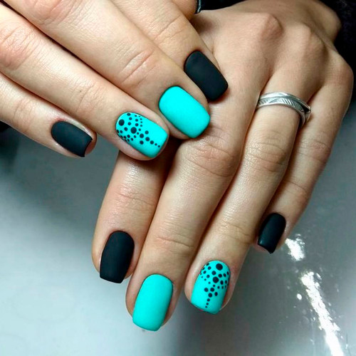 Бирюзовый маникюр (С черным дизайном)