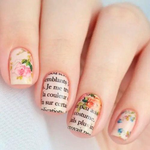 Manicure with inscriptions (Newspaper)