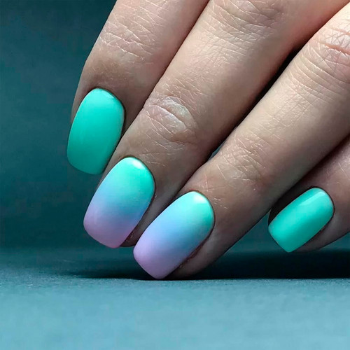 Бирюзовый маникюр (Градиент)