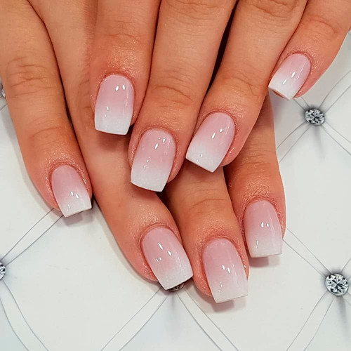 Градиент на ногтях (Французский)