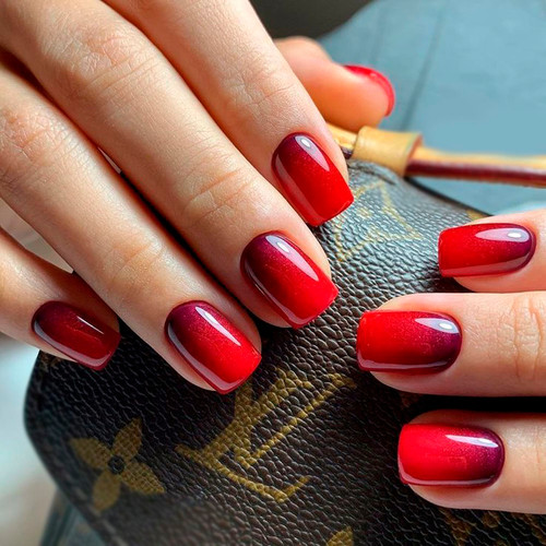 Manicure for short nails 2025 (Red Gradient)