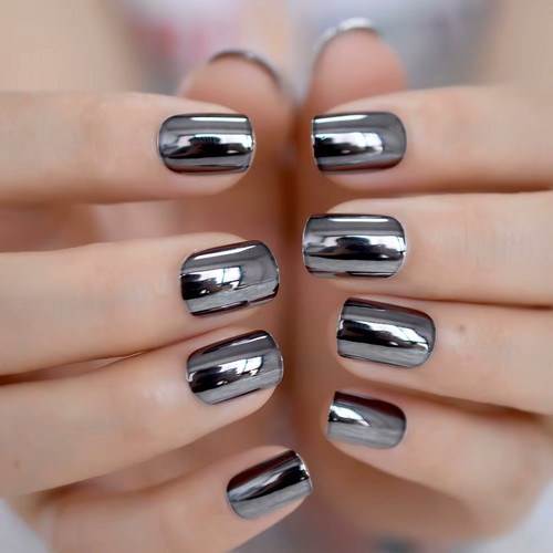 Manicure for short nails 2025 (Silver)