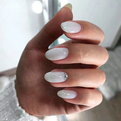 Milk manicure