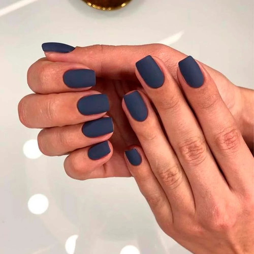 Manicure for short nails