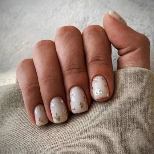 Manicure for short nails