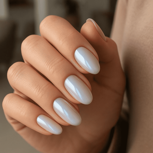 Oval Manicure (with Chrome Powder)