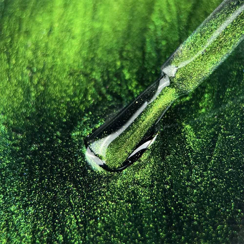 Гель-лак LUNA Color Cat Eye 267 зеленый 8 мл (047-5420-1567) - Фото №2