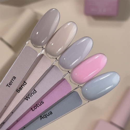 База для ногтей HEYLOVE Tint base Awaking Lotus ярко-розовый 15 мл - Фото №5