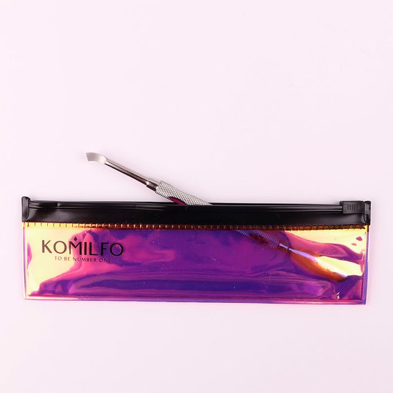 KOMILFO doppelseitiger Maniküre-Spatel (Schieber + Axt) im diachronen Etui (172113) - Фото №4