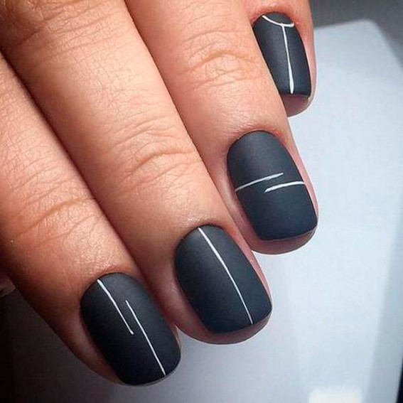 Minimalistyczny manicure (Geometria)