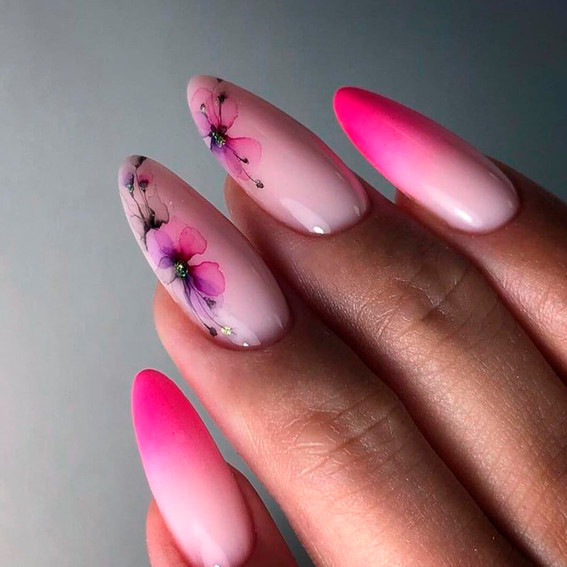 Manicure with flowers (Pink)