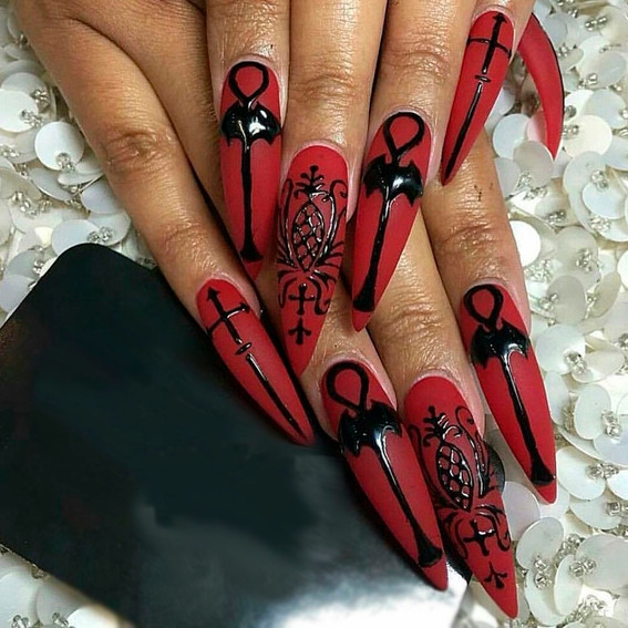 Manicure na Halloween (Głęboki Burgund)