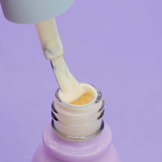 Гель-лак Toki-Toki № 073 светло-желтый 5 мл - Фото №2