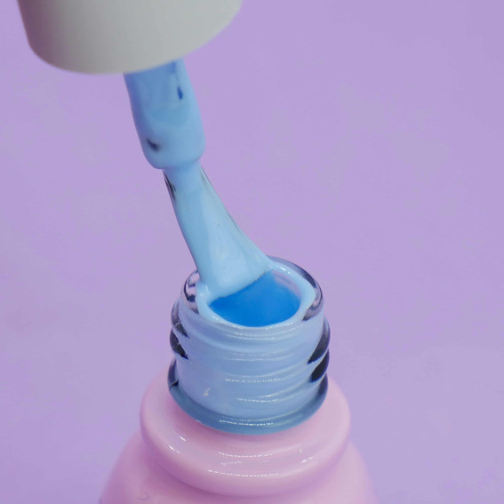 Гель-лак Toki-Toki № 085 ярко-голубой 5 мл - Фото №2