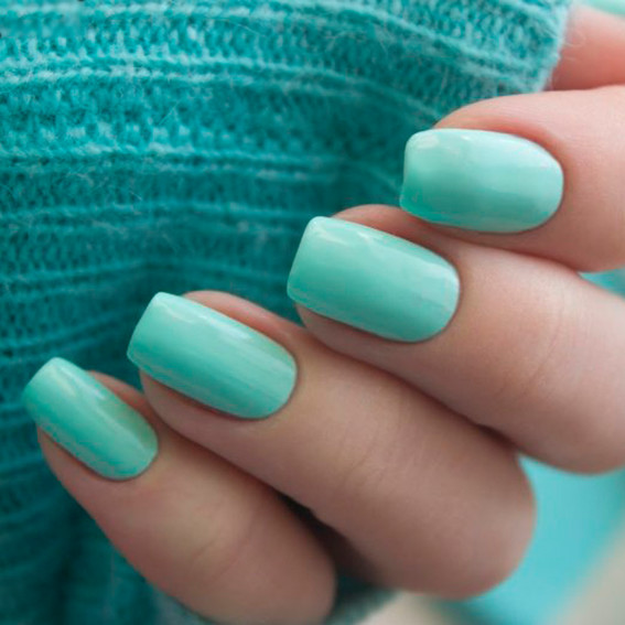 Manicure April 2025 (Mint)