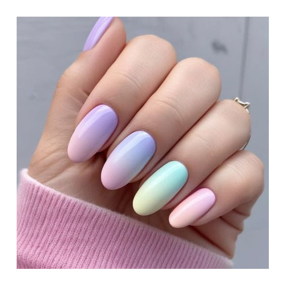 Delicate hybrid nails