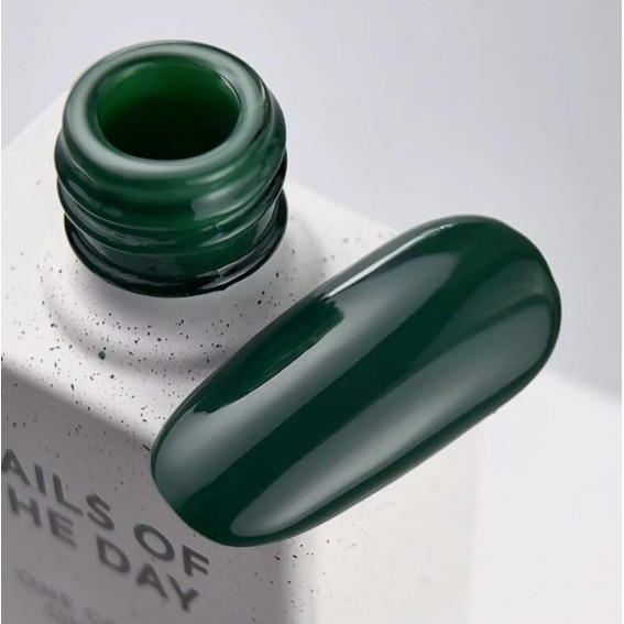 NAILSOFTHEDAY Farbe des Monats September 2025 Everroot Gellack 10 ml - Фото №3