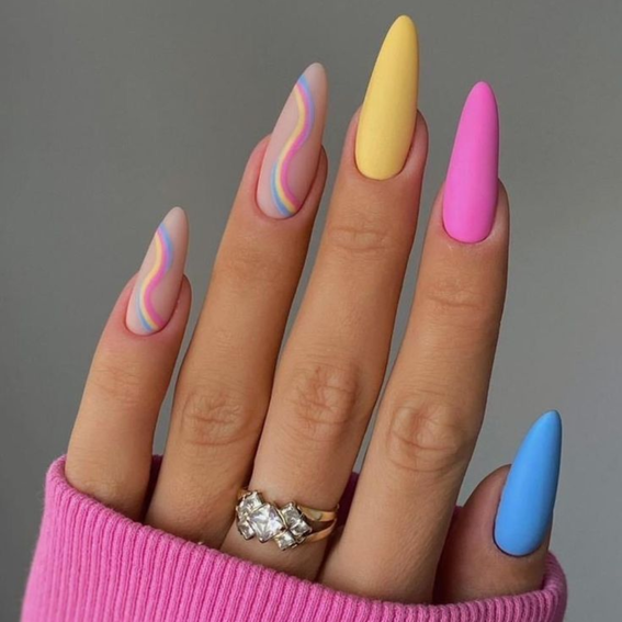 Геометрический дизайн в ярких тонах