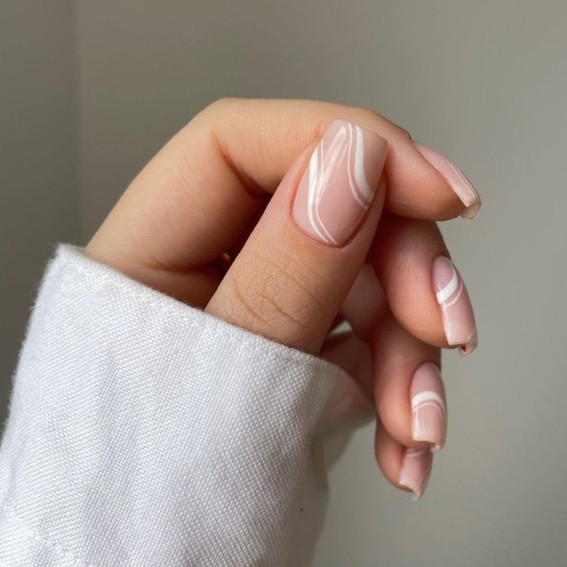 Minimalist manicure with white lines